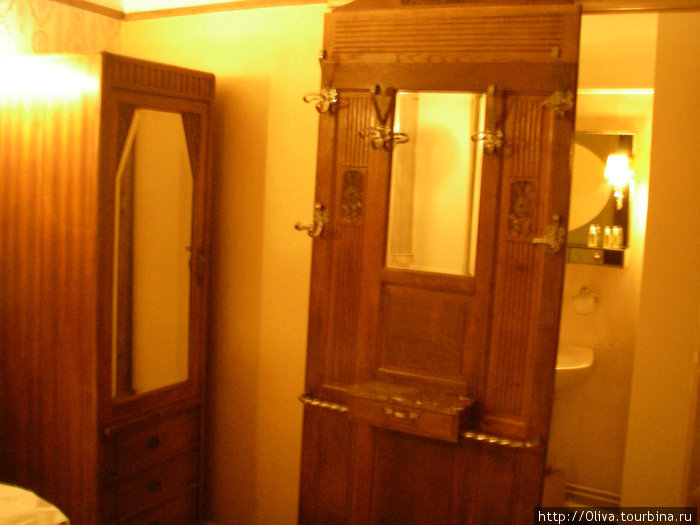 Те самые зеркала-двери Этрета, Франция