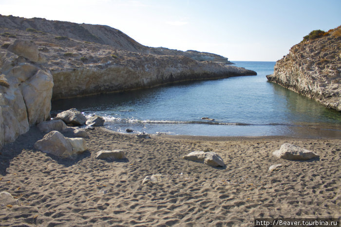 Папафрагас — местечко с причудливыми бухточками... Архипелаг Киклады, Греция