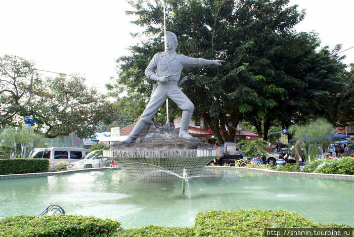 Памятник-фонтан Богор, Индонезия
