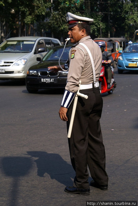 Полицейский Джакарта, Индонезия