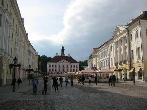 Ратушная площадь / Town Hall Square
