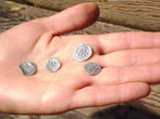 Серебряные арабские дирхемы Х века равнозначны для той эпохи по своему денежному хождению современным долларам и евро
