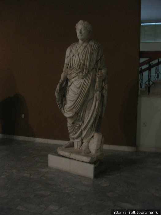 Один из римских артефактов с территории Албании Тирана, Албания