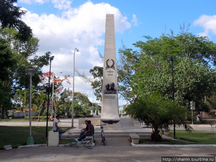 Монумент Камагуэй, Куба