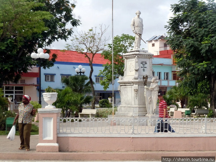 Площадь генерала Висенте Гарсиа Гонсалеса Лас-Тунас, Куба