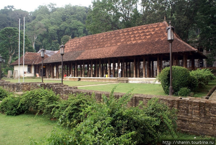 Храм Канди, Шри-Ланка