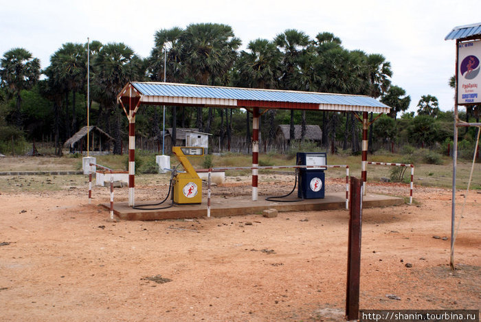 Автозаправочная станция Маннар, Шри-Ланка