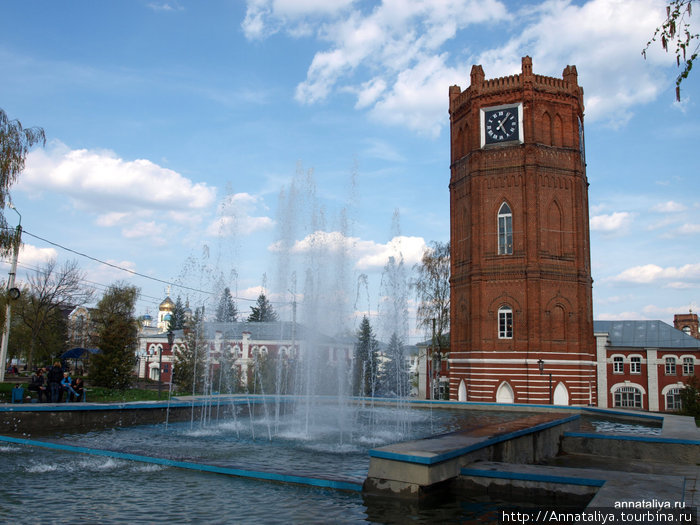 Старинная водонапорная башня Елец, Россия