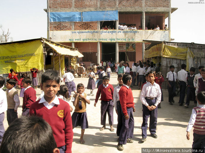 Кушиногарская школа Кушинагар, Индия