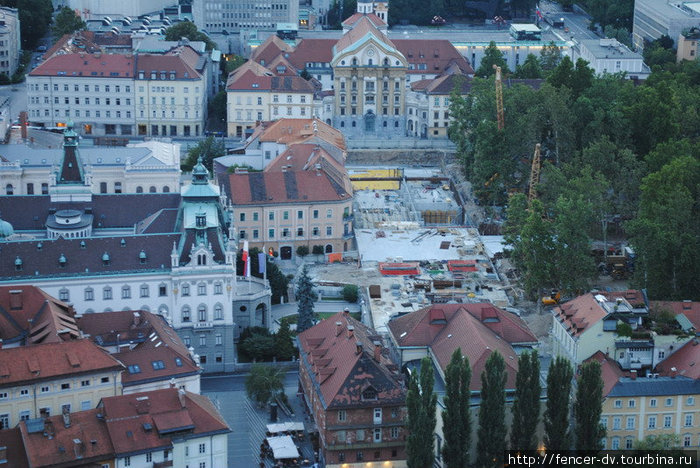 Даже ремонтные работы не могут испортить пейзаж) Любляна, Словения