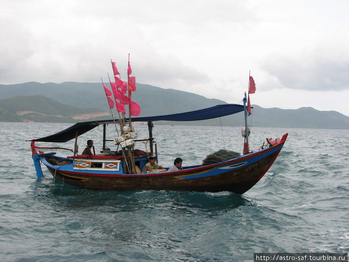 Рыбаки. Нячанг, Вьетнам