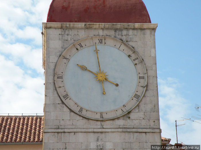 Башенные часы Трогир, Хорватия