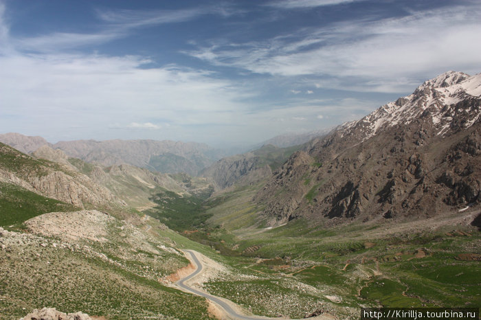 13. Мариван. Горы в Курдистане. Иран