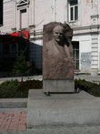 Напротив ул. Урицкого в 1870 г. была установлена часовня во имя Спасителя. В 20-х годах XX века часовню снесли, и в 1934 г. на ее месте поставили гранитный горельеф Ленину.