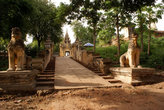 Вход в монастырь Ок-Куанг