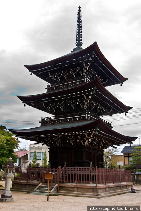 Пагода того же храма Такаяма, Япония