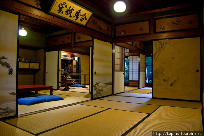 Интерьер дома Такаяма, Япония