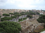 Римский форум и Колизей вдалеке