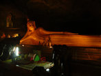 подземный храм лежащего Будды