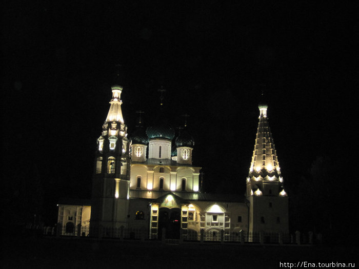 Ярославль. Церковь Ильи Пророка. Ночь Ярославль, Россия