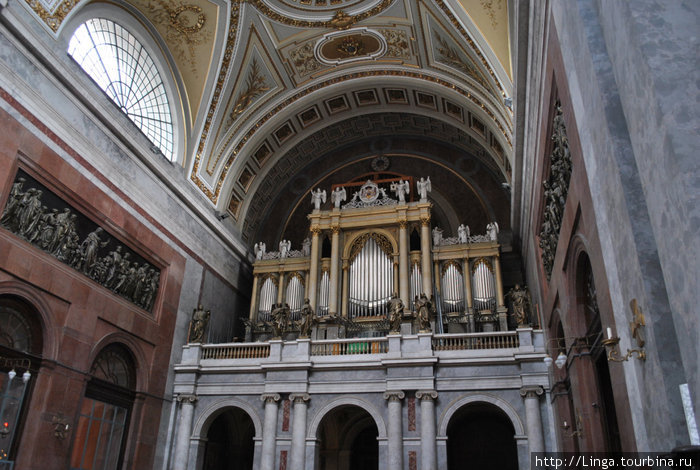 Базилика святого Адальберта Эстергом, Венгрия