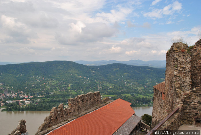 Крепость Вишеград и вид на излучину Дуная Вишеград, Венгрия