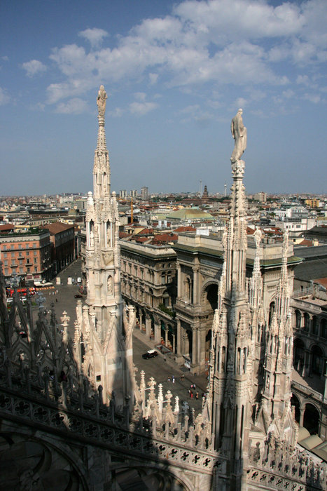 на крыше Дуомо Милан, Италия