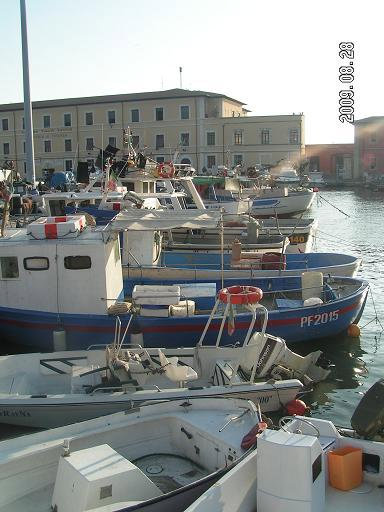Рыбацкие баркасы Ливорно, Италия