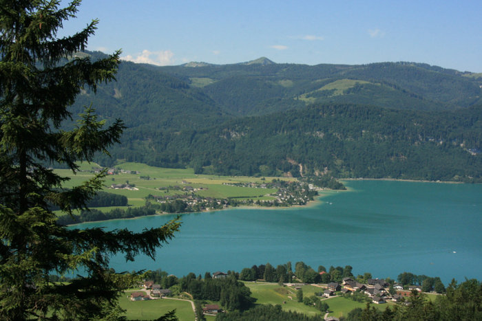 вид на озера с высоты Санкт-Вольфганг, Австрия