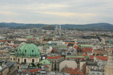 панорама Вены, открывающаяся с башни Собора Святого Стефана