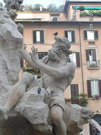Могучая фигура Рим, Италия