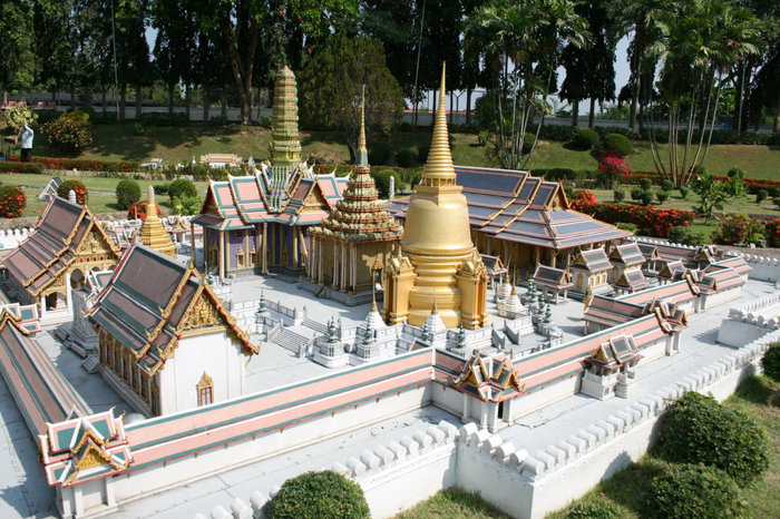Дворцовый комплекс Бангкока в миниатюре Паттайя, Таиланд