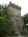 Старая башня на Портовой улице