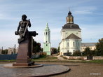 Николо-Зарецкая церковь с колокольней.
