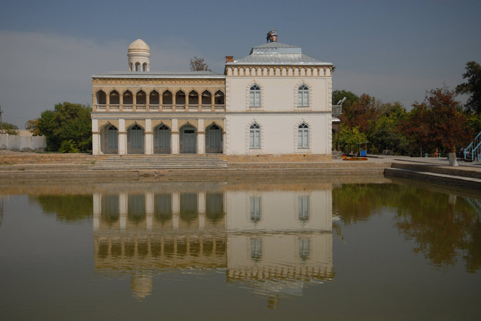 Загородный дворец Ситораи Мохи-хоса расположен в 4-х километрах к северу от Бухары. Бухара, Узбекистан