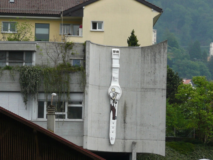 Так узнают время... Монтрё, Швейцария