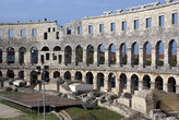 Римский амфитеатр в Пуле