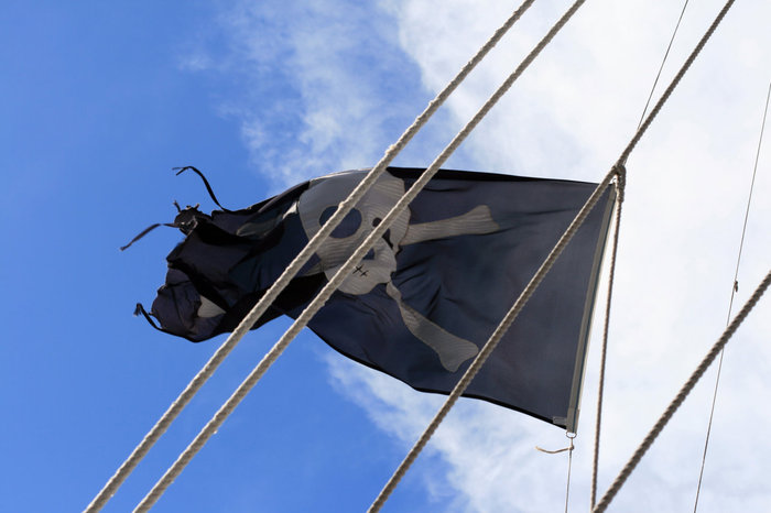 флаг на нашей яхте :) Лас-Америкас, остров Тенерифе, Испания