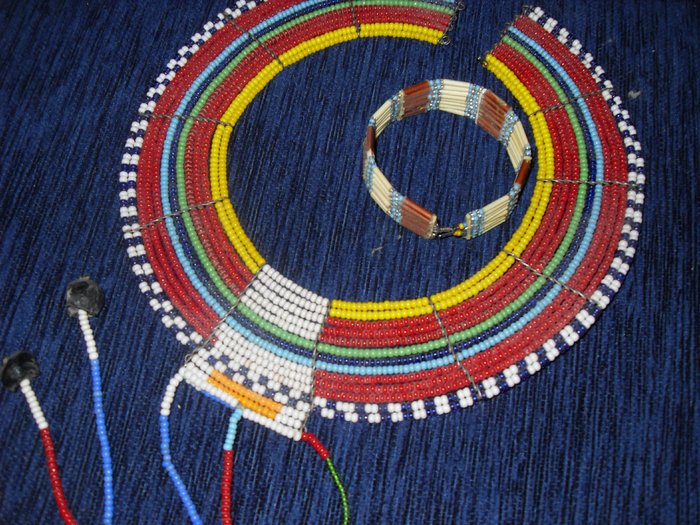 Сувениры от масаи Танзания