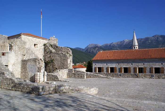 В крепости в Будве Область Будва, Черногория