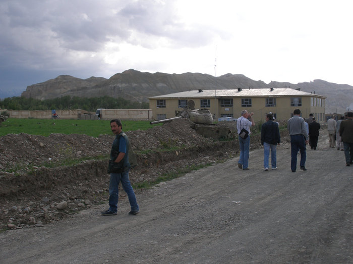 Бамиан, по дороге из полицейского участка в гостиницу. Бамиан, Афганистан