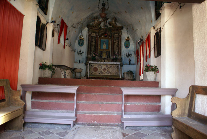 Внутри церкви Котор, Черногория