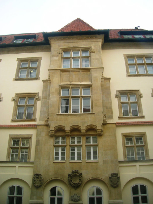 Ратуша со стороны внутреннего двора Братислава, Словакия