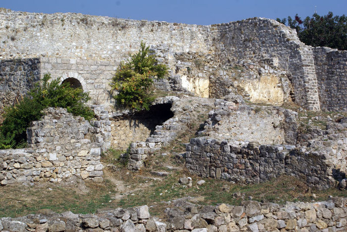 Руины в крепости Улцинь, Черногория