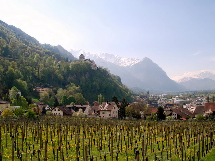 Большие горы  в маленьком княжестве Лихтенштейн