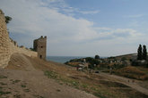 Карантинный холм и стены крепости Кафа