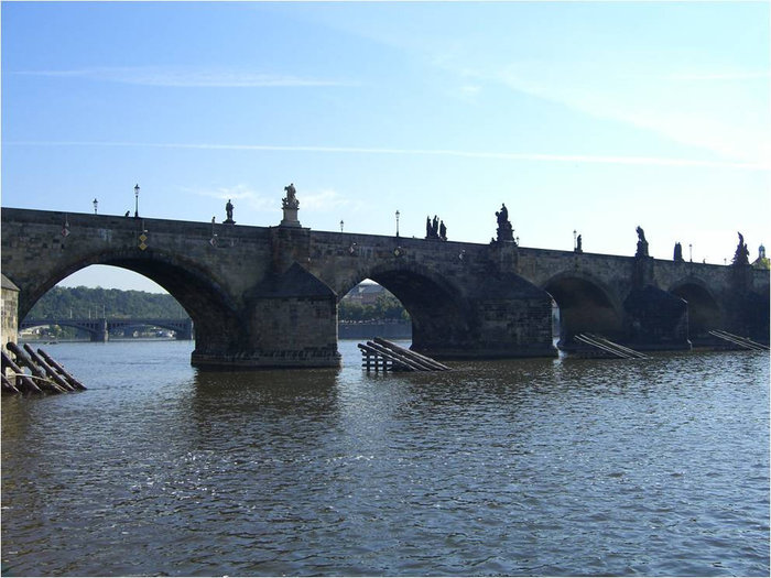 Вид на Карлов мост с острова Кампа Прага, Чехия
