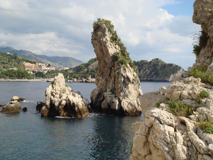 Isolla Bella — островок в бухте Таормины Таормина, Италия