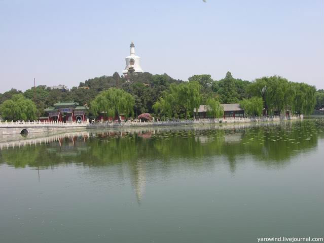 Парк Бейхай Пекин, Китай
