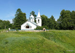 Церковь Святой Троицы в Бехове построена по проекту Поленова